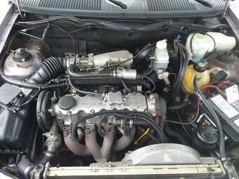 Opel Kadett 2.0 GSI - 9
