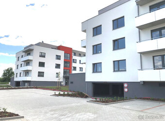 Pronajmu KRYTÉ GARÁŽOVÉ STÁNÍ - Slavkov u Brna - 9