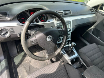 VW Passat Variant 2.0 TDI 103 kW BMP - 9