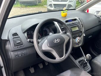 Hyundai IX20 1.4i 2013 73.000 km Top Stav - 9