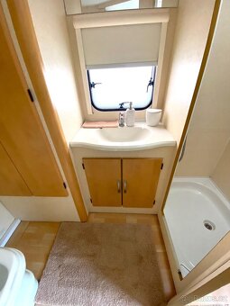 Prodám anglický karavan Bailey limited Discovery 200 - 9