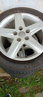 Prodám pneu s alu Audi R-17 - 9