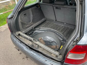 Audi A4 1,9 TDi 96kW Havarované - 9