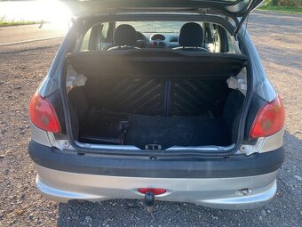 Na Prodej Peugeot 206 1.9TDI tažné - 9