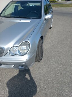 Mercedes-Benz W203 2005 Facelift 2.0 CDI 90 KW - 9