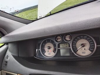 Renault VelSatis 2.0 16V Turbo - 9