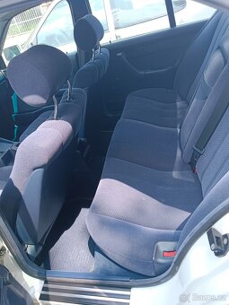 BMW E34 520iA M50 automat - 9