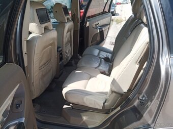 Volvo XC 90 D5 2,4d 136kw automat 4x4 7 míst kůže - 9