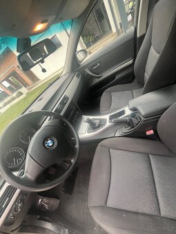 BMW 318d - 9