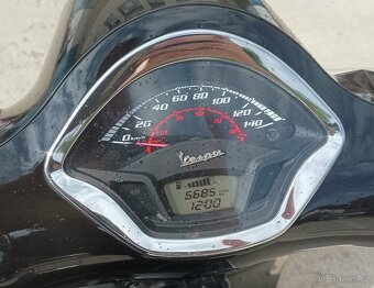 Vespa GTS 300 i.e. ABS - 9