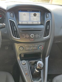 Ford Focus 1.0i 92kw - 9