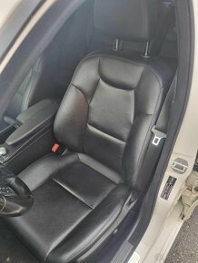 Mercedes-Benz C350cgi 4matic - 9