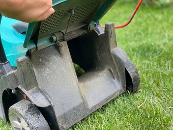 Elektrická sekačka BOSCH Rotak 32 Ergo Flex H - 9