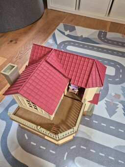 Sylvanian families králičí domeček - 9
