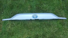 Toyota RAV4 - zadni naraznik kryt kufru spoiler - 9