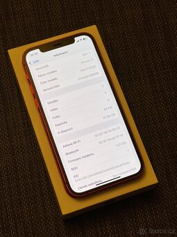 Apple iPhone 12 64GB Red - 9