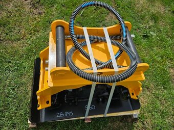 Vibrační deska s upínáním S60 - 9