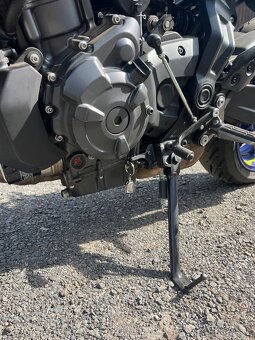 Yamaha MT07 - 9