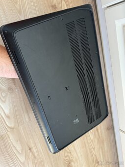 17" HP ZBook 17 G3, 32GB Ram + nová kvalitní baterie CS - 9