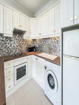 TENERIFE: Stylový apartmán na prodej v srdci Callao Salvaje - 9