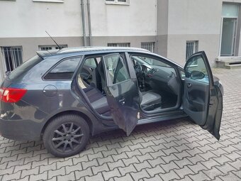 Seat Ibiza 1.6. TDI 2010, manuál - 9