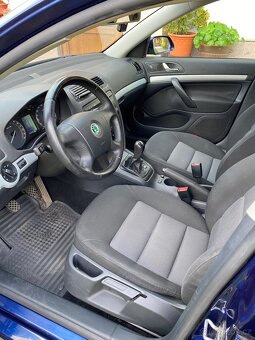 Škoda Octavia II Combi 1.6 benzín 75kW - 9