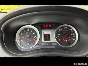 Renault Clio RS III - F1 R27 edice - 9