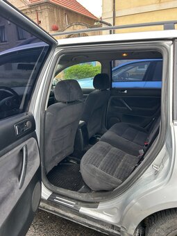 VW passat combi 1,9 tdi 96kw - 9