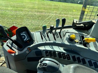 New Holland + Palms - 9