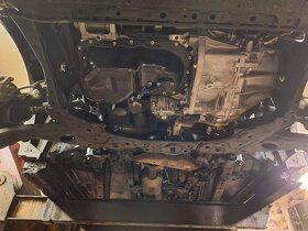 Ochrana karosérií a dutin . Nástřiky. - 9