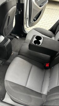 I 30 Combi, 1.6, 2016 Koupeno v ČR - 9