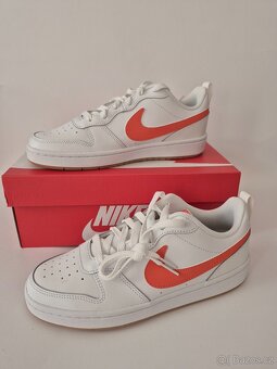 Nové dámské tenisky Nike,  velikost 38,5 - 9