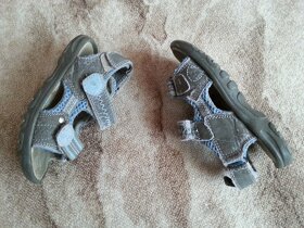 8x dětské botičky vel. 23. - 9