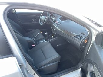 Renault megane combi 1.9dci 96kw r.v.2010 260xxxkm - 9