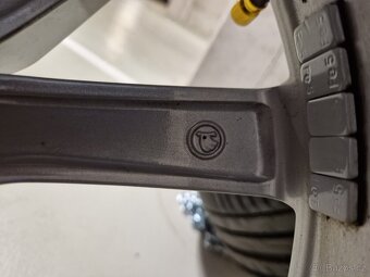MODUS R18 - 9