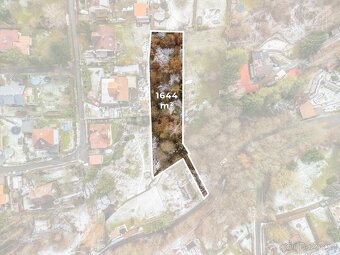 Prodej stavebního pozemku o rozloze 1644 m²v Senohrabech - 9