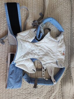Ergobaby nosítko od 3.2kg - 15kg - 9
