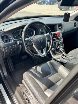 Volvo V60 D6 Summum AWD - 9