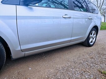Ford Focus 1.8 92 kw 2009 Style+, SERVISKA - 9
