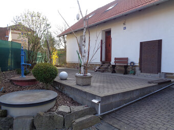 PRODÁM  samostatně stojící rodinný dům v obci Kaly. - 9