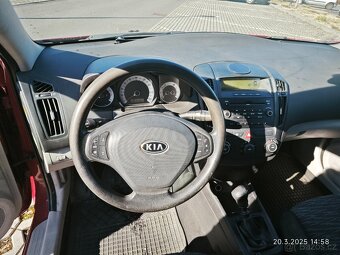 Kia Ceed 1.6 i - 9