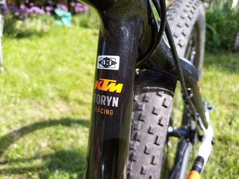 MTB kolo KTM carbon 15"/43cm, RS Reba dual air - 9