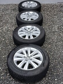 Pěkná zimní orig alu VW Multivan, Transportér 235/55/17 8mm - 9
