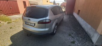 Ford s-max - 9