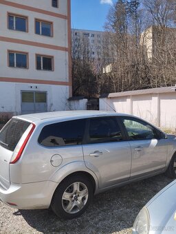 Ford Focus 2.0tdci r.v 2010 - 9