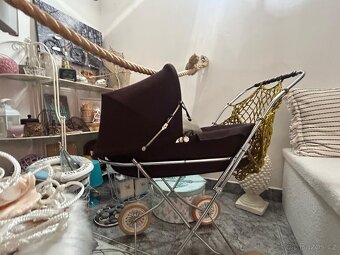 Kočárek pro panenky z roku 1983 (pro sběratele) - 9