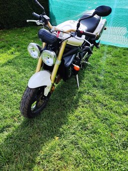Triumph Street Triple 675 (2007) SUPER CENA - 9