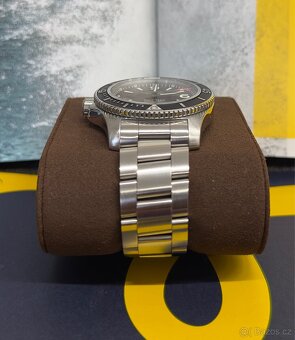 Breitling Superocean 44mm - 9