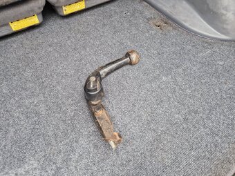 Toyota RAV4 2.0 diesel 4x4 - tažné - - 9