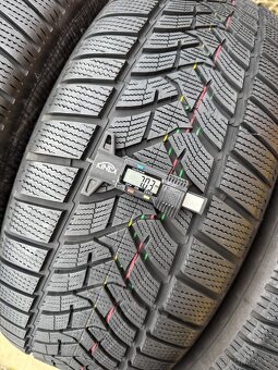 Zánovní zimní pneu 255/55/19 Dunlop Winter Sport 5 SUV - 9
